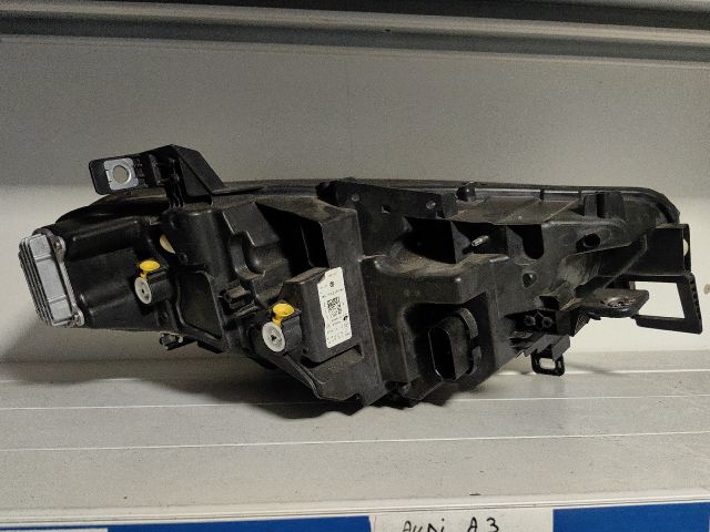 bontott VW ID.3 Bal Ledes Fényszóró