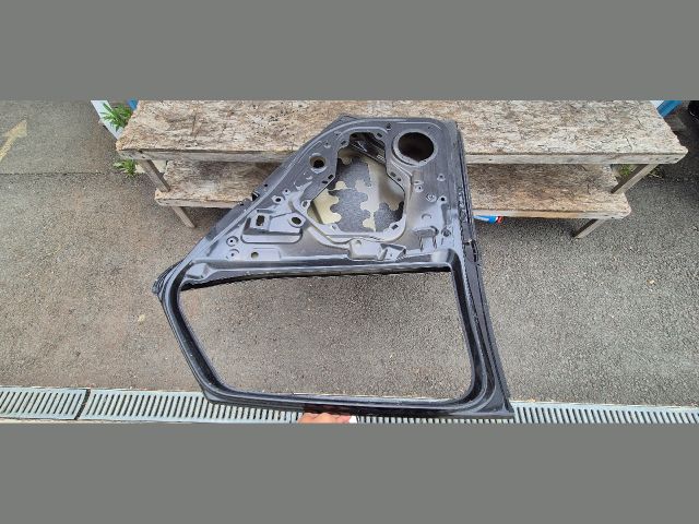 bontott VW ID.3 Jobb hátsó Ajtó (Üres lemez)