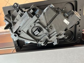 bontott VW ID.3 Jobb Ledes Fényszóró