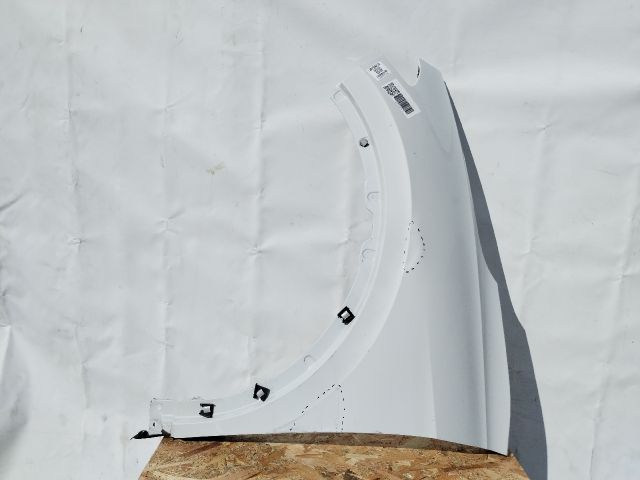 bontott VW ID.4 Bal első Sárvédő