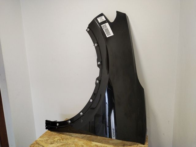 bontott VW ID.4 Bal első Sárvédő