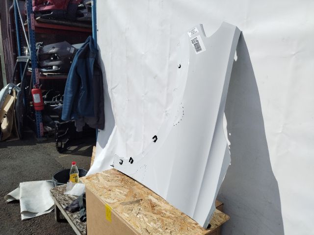 bontott VW ID.4 Bal első Sárvédő