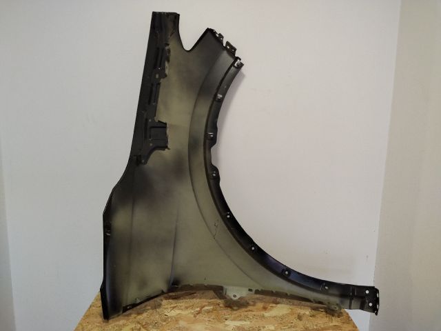 bontott VW ID.4 Bal első Sárvédő