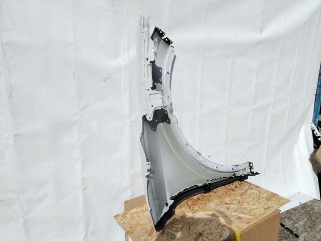 bontott VW ID.4 Bal első Sárvédő