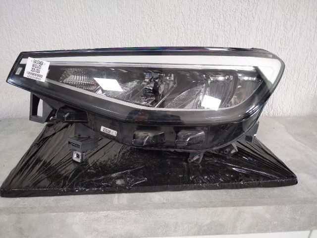 bontott VW ID.4 Bal Fényszóró