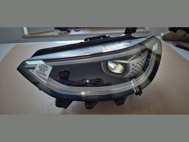 bontott VW ID.4 Bal Ledes Fényszóró