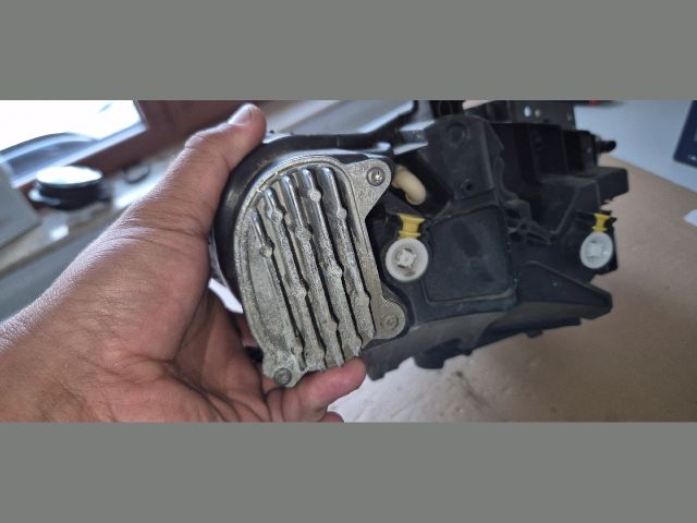 bontott VW ID.4 Bal Ledes Fényszóró