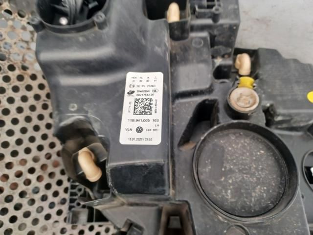 bontott VW ID.4 Bal Ledes Fényszóró