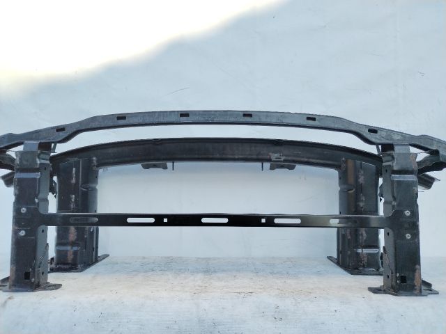 bontott VW ID.4 Első Lökhárító Merevítő (Fém)