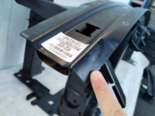 bontott VW ID.4 Első Lökhárító Merevítő (Fém)