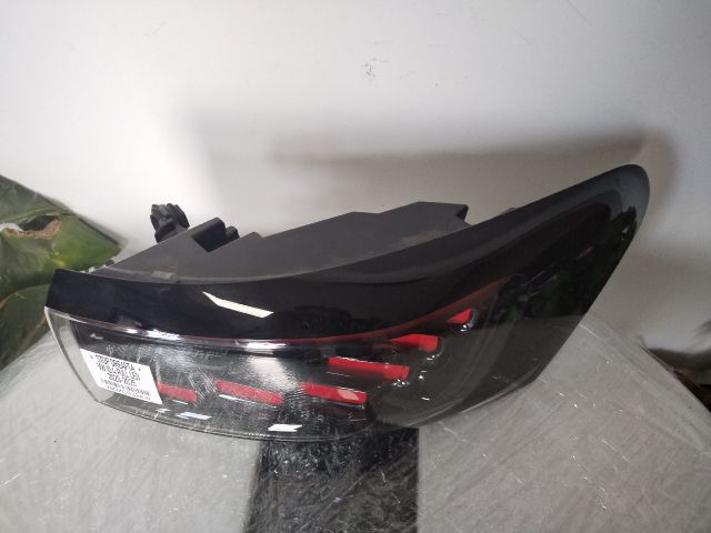 bontott VW ID.4 Jobb Hátsó Lámpa