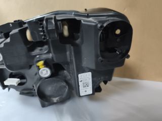 bontott VW ID.4 Jobb Ledes Fényszóró