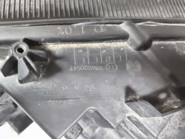 bontott VW ID.4 Jobb Ledes Fényszóró