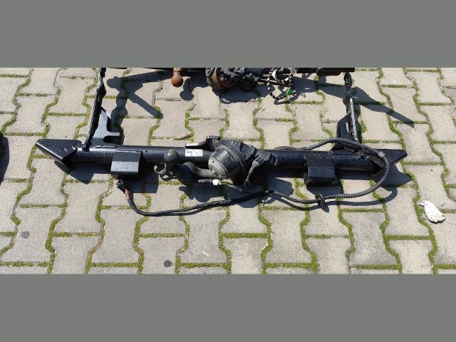 bontott VW ID.4 Vonóhorog