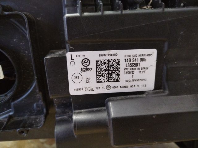 bontott VW ID.7 Bal Fényszóró