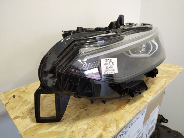 bontott VW ID.7 Bal Fényszóró