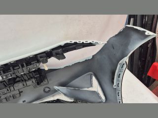 bontott VW ID.7 Első Lökhárító (Üresen)