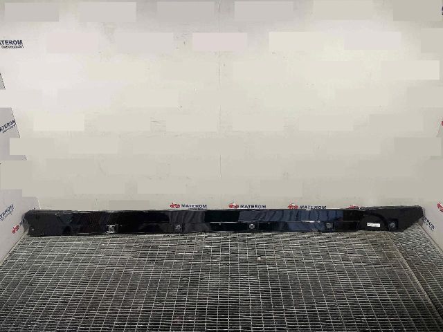 bontott VW ID.7 Jobb első Küszöb Díszléc