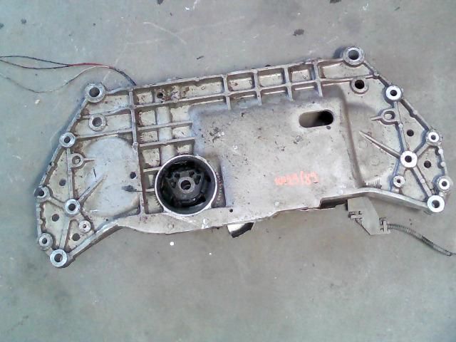 bontott VW JETTA Első Bölcső