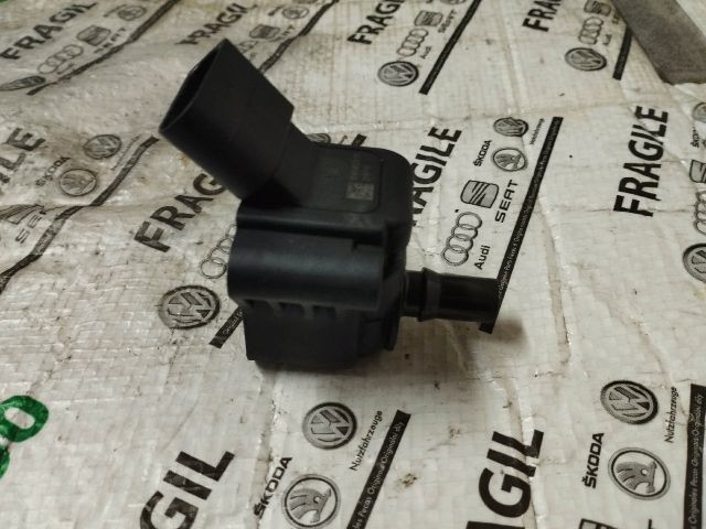 bontott VW JETTA Gyújtótrafó