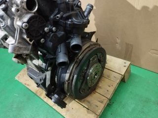 bontott VW JETTA Motor (Fűzött blokk hengerfejjel)