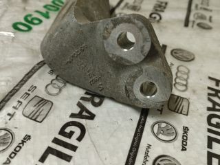 bontott VW JETTA Motor Tartó Bak (Fém)