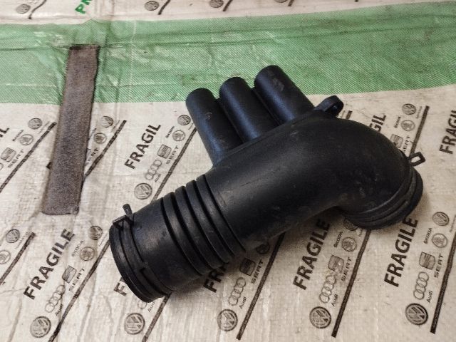 bontott VW JETTA Szívó Cső