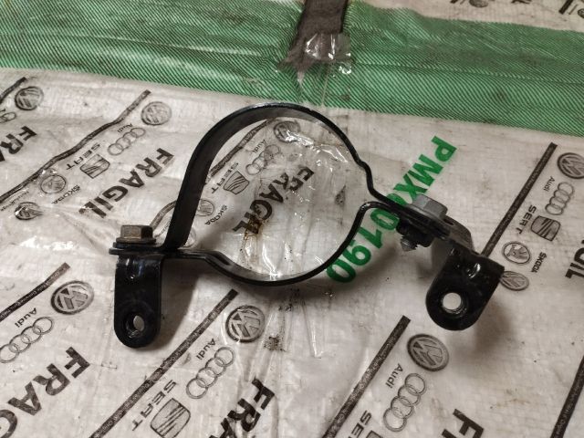 bontott VW JETTA Vízpumpa