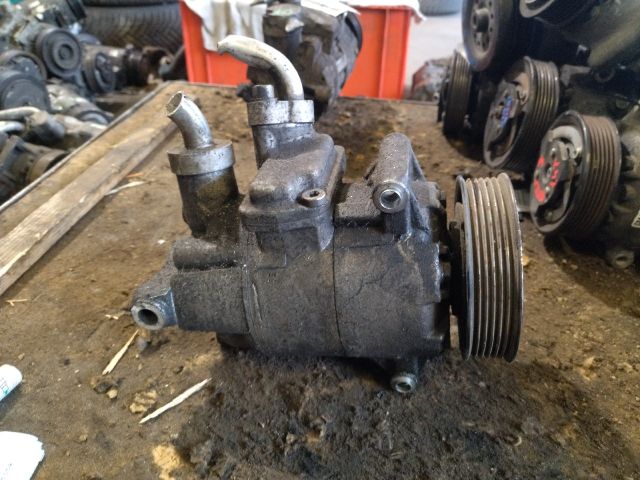 bontott VW JETTA Klímakompresszor