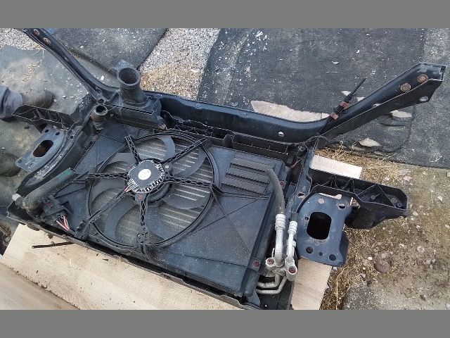 bontott VW JETTA Komplett Homlokfal (Részeivel)