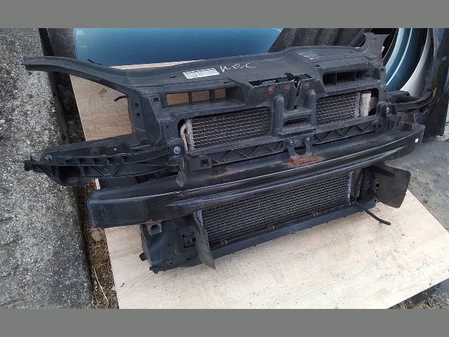 bontott VW JETTA Komplett Homlokfal (Részeivel)