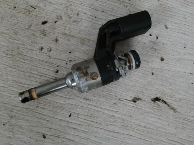 bontott VW JETTA Porlasztó (1 db)