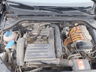 bontott VW JETTA Porlasztó Sor / Híd