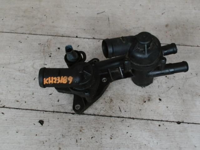 bontott VW JETTA Termosztátház