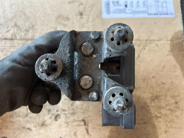 bontott VW JETTA ABS Kocka