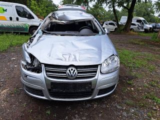 bontott VW JETTA Bal első Csonkállvány Kerékaggyal