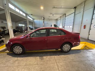 bontott VW JETTA Bal első Gólyaláb (Lengécsillapító, Rugó)