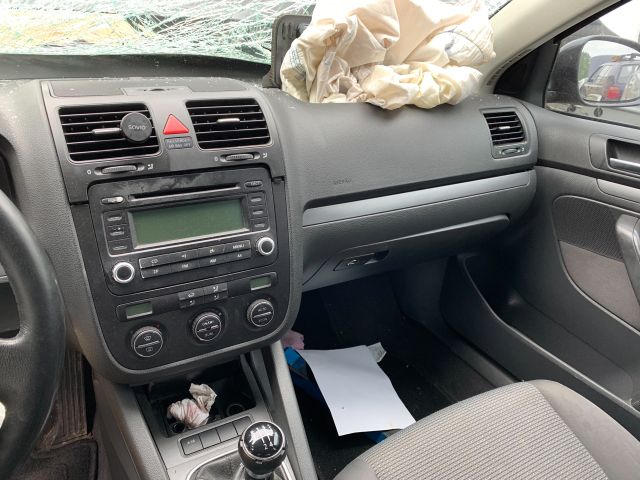 bontott VW JETTA Bal hátsó Lengéscsillapító