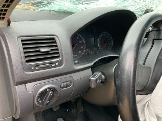 bontott VW JETTA Bal hátsó Lengéscsillapító