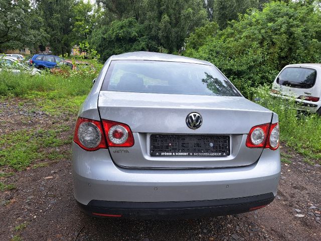 bontott VW JETTA Bal hátsó Rugó