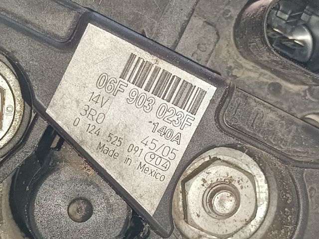 bontott VW JETTA Generátor