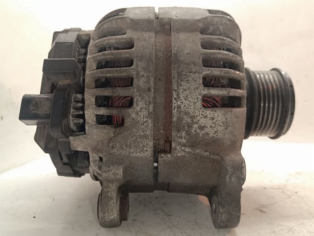 bontott VW JETTA Generátor