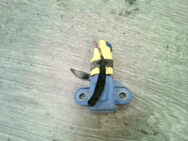 bontott VW JETTA Jeladó (Magában)