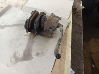 bontott VW JETTA Jobb első Féknyereg Munkahengerrel