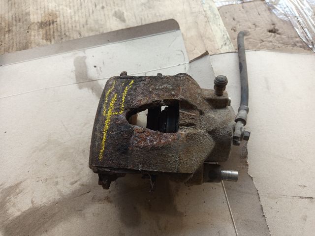 bontott VW JETTA Jobb első Féknyereg Munkahengerrel