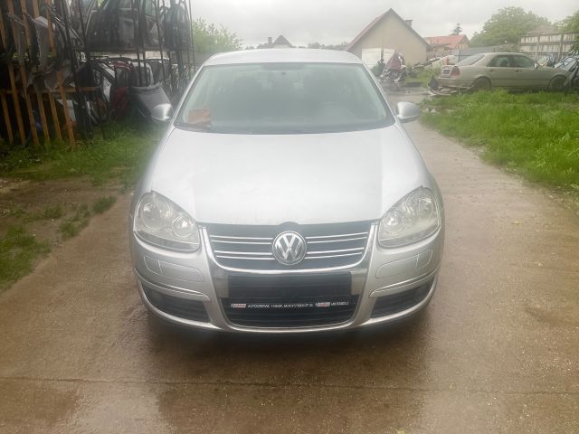 bontott VW JETTA Jobb első Lengőkar