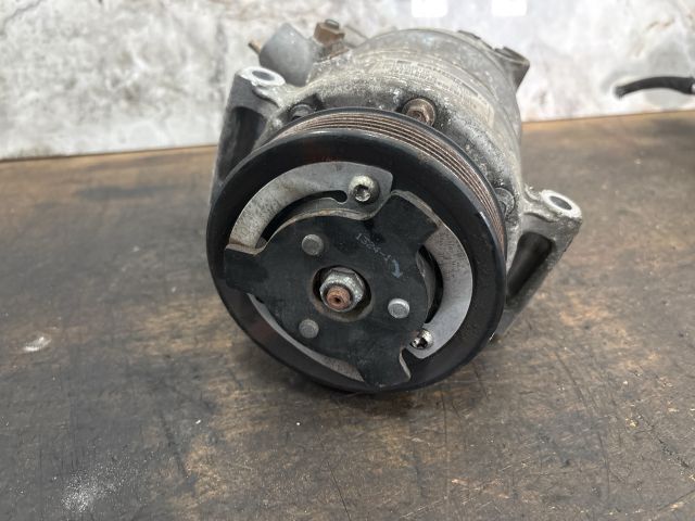 bontott VW JETTA Klímakompresszor