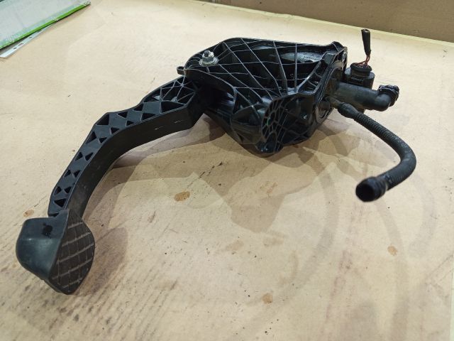 bontott VW JETTA Kuplung Pedál