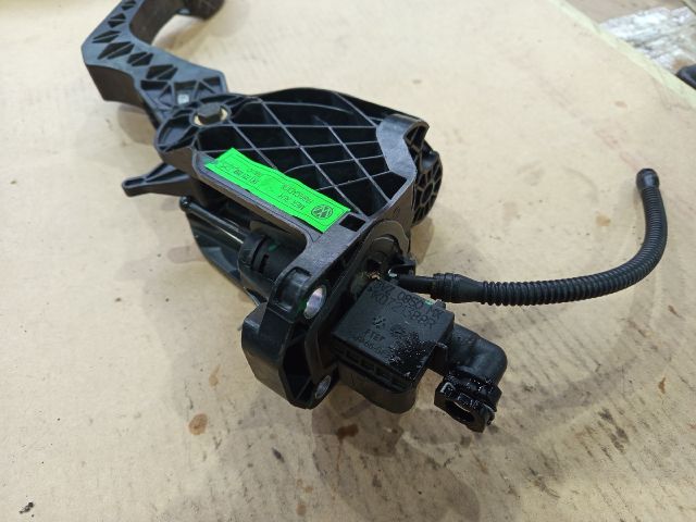 bontott VW JETTA Kuplung Pedál