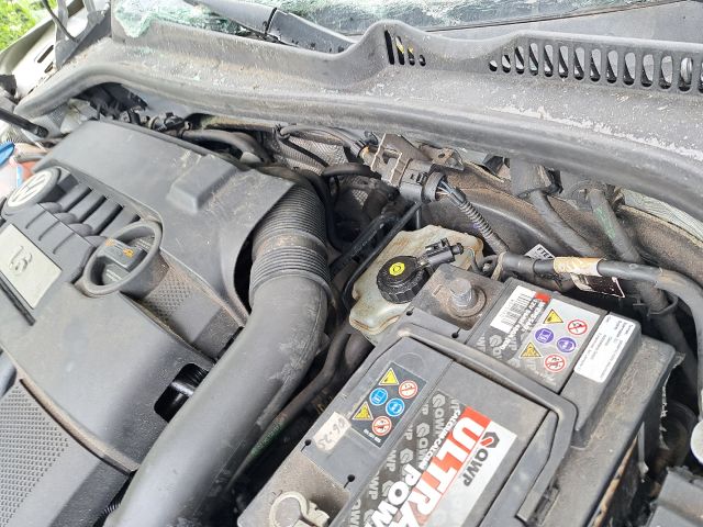 bontott VW JETTA Motor Tartó Bak (Fém)